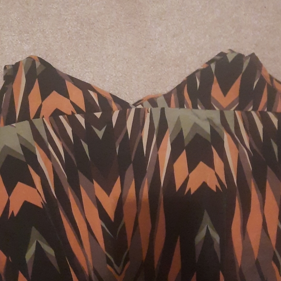 Dress - Picture 6 of 7